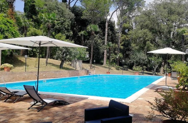 2-person apartment in a farmhouse with swimming pool