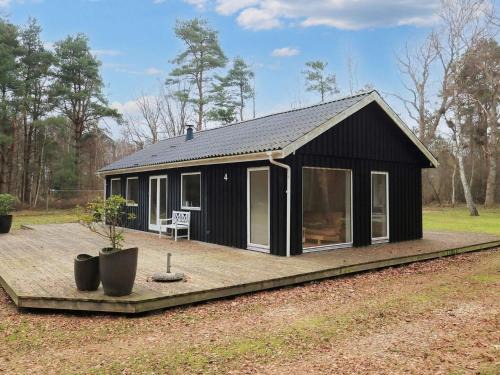 2 person holiday home in Læsø-By Traum