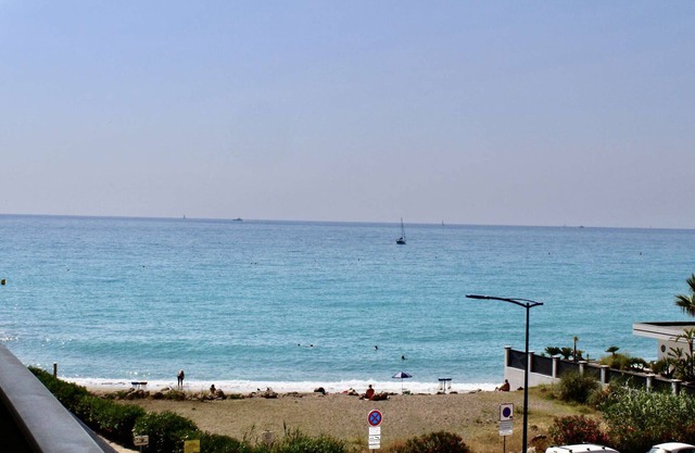 2-Room Apartment with Sea View and Air Conditioning, Villeneuve-Loubet Beach