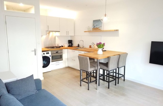 2-room Apartment + 2 E-bikes