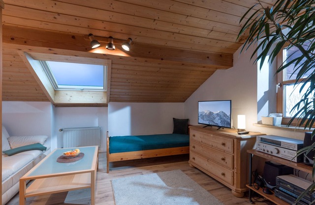 2-room apartment, 52sqm, 1 bedroom, balcony