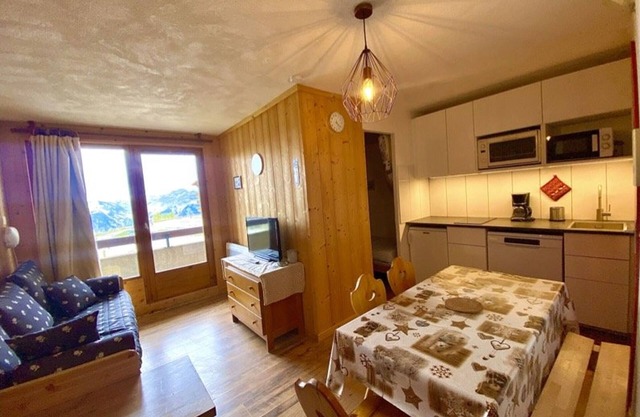 2-room apartment on slopes - 5 people - WIFI included