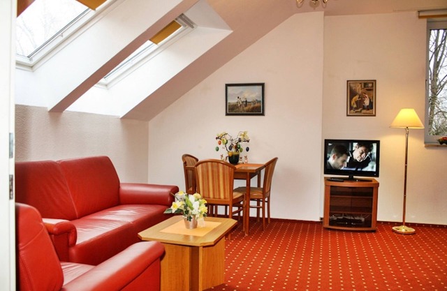 2-room apartment no. 6, 35m², DG, West - Waldhaus Gronenberg