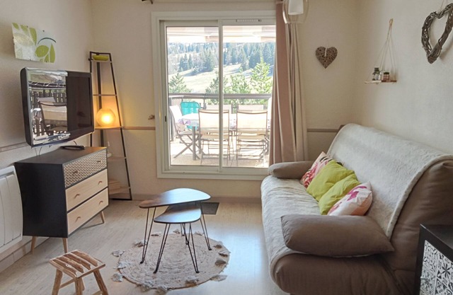 2-room apartment, sleeps 4, résidence les Issarts