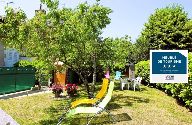 2-room duplex with private terrace and KIT Bébé
