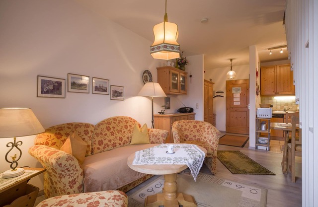 2-room maisonette apartment with balcony