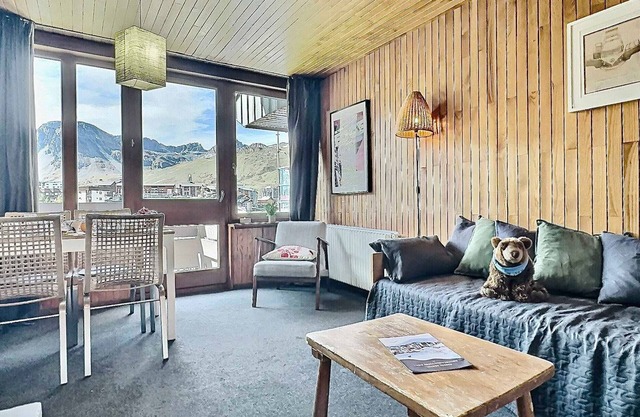 2 rooms, 4 pers, close to slopes/shops, balcony, pets allowed