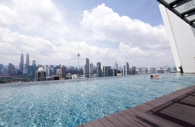 2 Rooms Best Sky Pool KL@KLCC 4