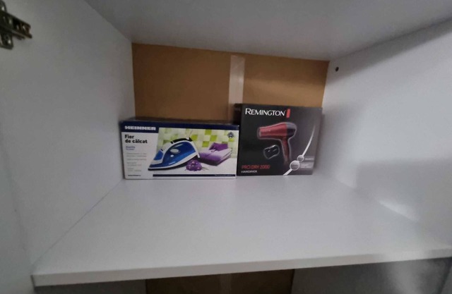 2 Rooms, FREE Netflix, Steps from Subway!