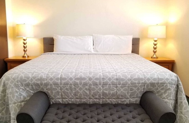 2 Story Condo with Central air