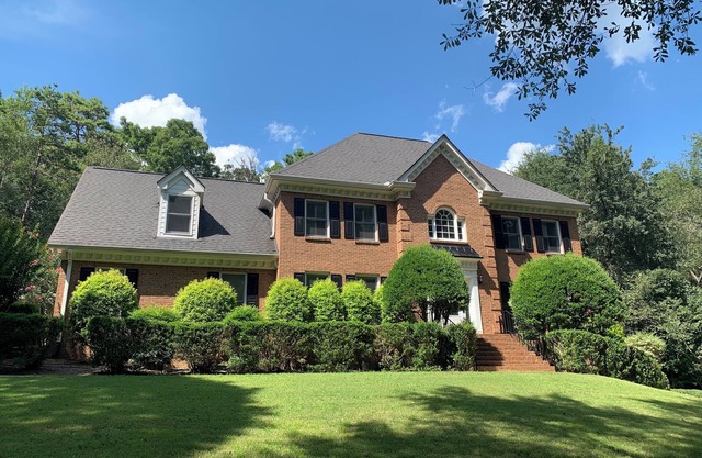 2 story family pool home in Oxford, 30 minutes from ATL