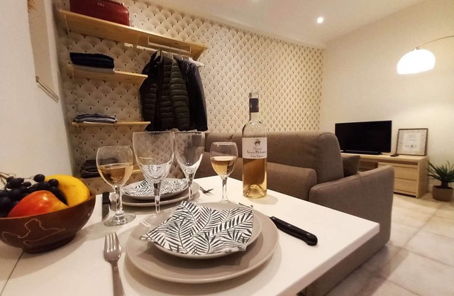 #2 Studio # vieille ville # idéal couple ou amis