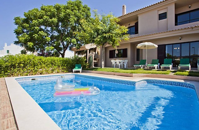 200 m² Villa ∙ 3 bedrooms ∙ 6 guests