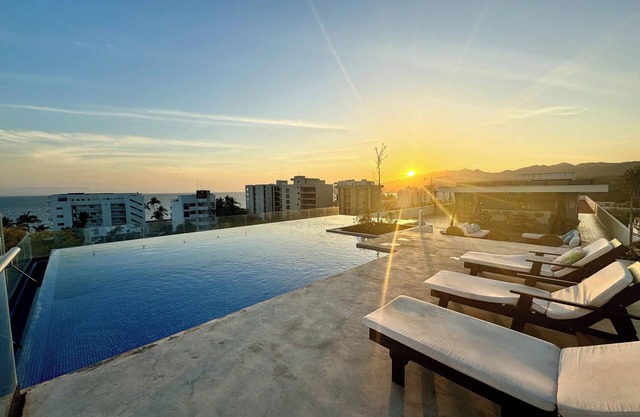 200 METERS FROM THE BEACH, INFINITY POOL, APARTMENT 2 BEDROOMS 2 BATHROOMS
