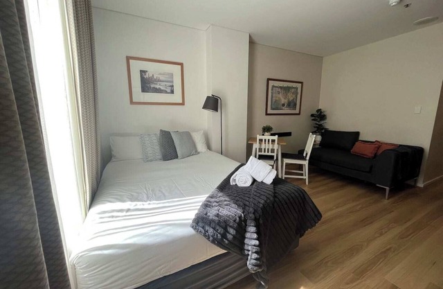 203 Cute as a Button w/kitchen for 2 CBD