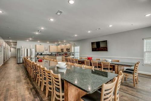 207 by Together Resorts