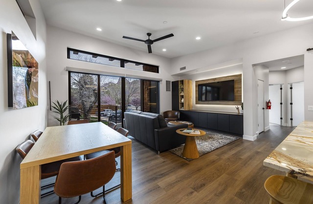 207 LaFave-Luxury Villa at Zion: Pine Creek
