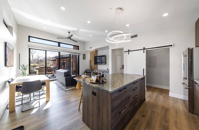 207 LaFave-Luxury Villa at Zion: Pine Creek