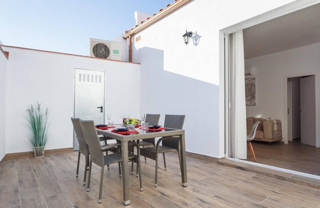20km from Barcelona and next to the beach, terrace , matarolux7