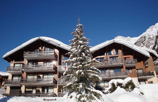 20m from ski slopes, 1st floor, balcony, parking, tv, ski locker, 40m², Pralognan-la-Vanoise