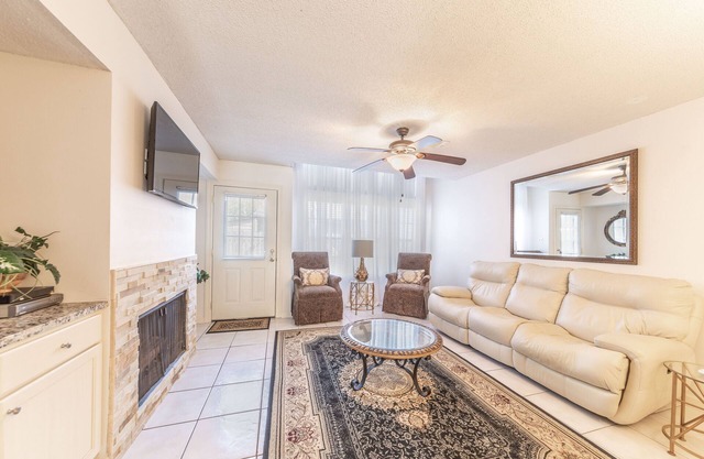 210-I Long Plantation Suites 2 Bedrooms - Monthly