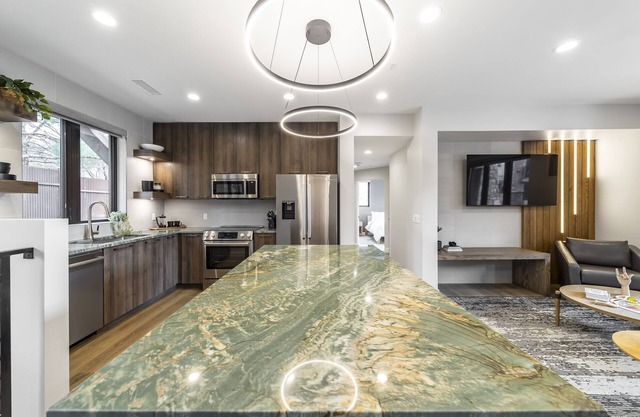 210 LaFave-Luxury Villa at Zion: Meridian Tower