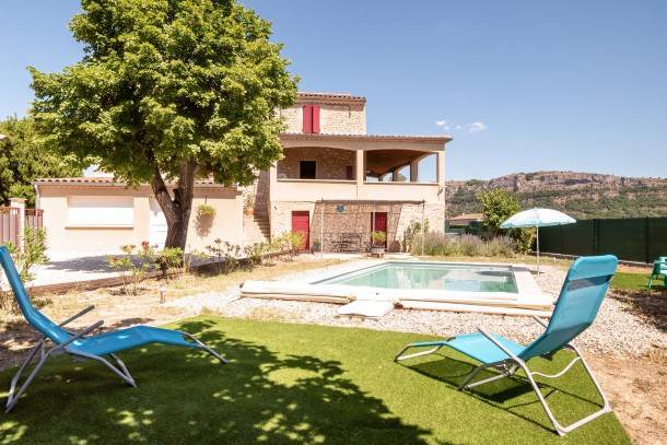 210 m² House ∙ 3 bedrooms ∙ 8 guests