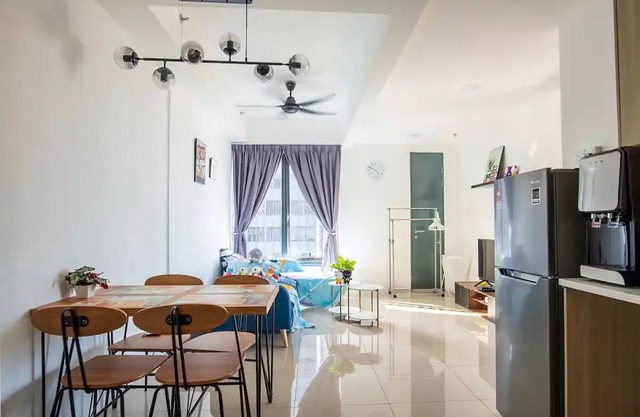 218 Tropicana Seaview 1Bedroom 2Carparks 3-6pax