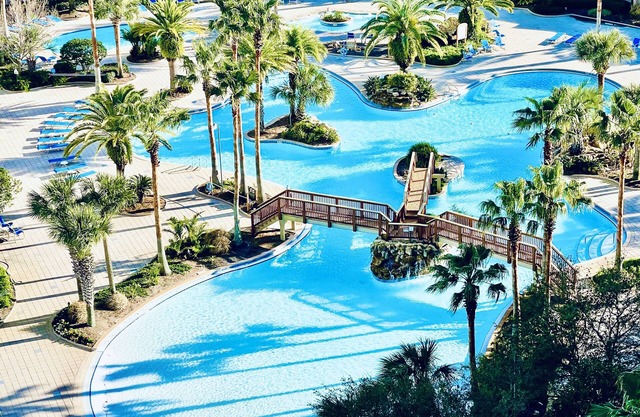2201 Super Hot Savings ~ Book Sept 13th Today! Gorgeous 2 bdrm ~ Amenities