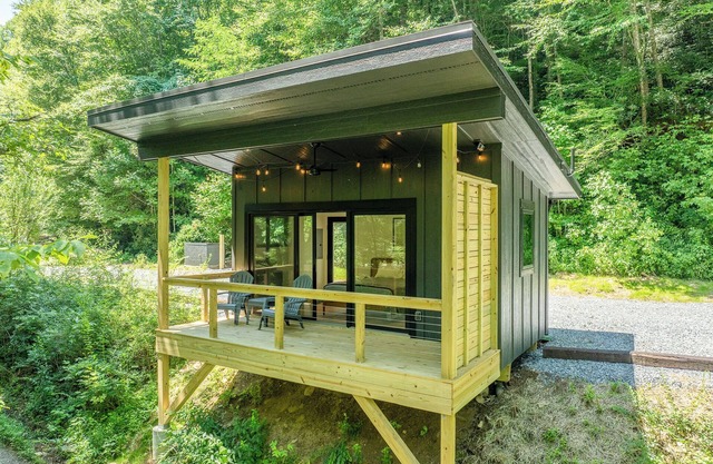 24 Caddisfly Court - Riverfront Fishing Cabin