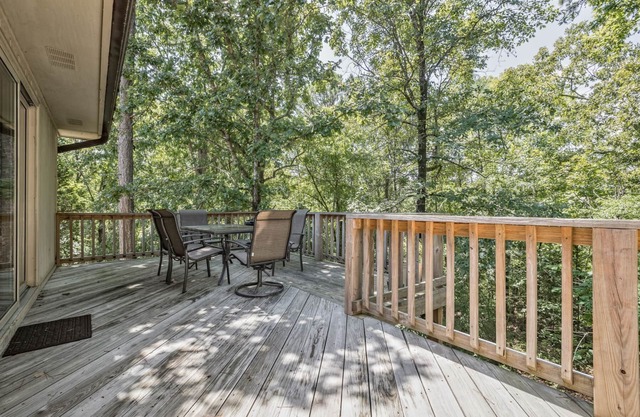 24 Lindsay Lane - A nicely furnished, two bedroom, one level town home in a