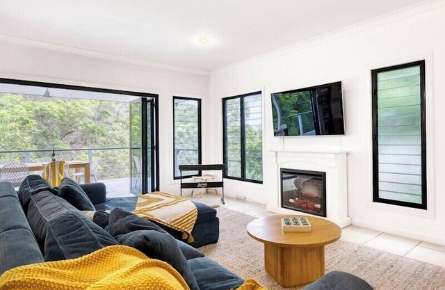 24 NAUTILUS Moreton island