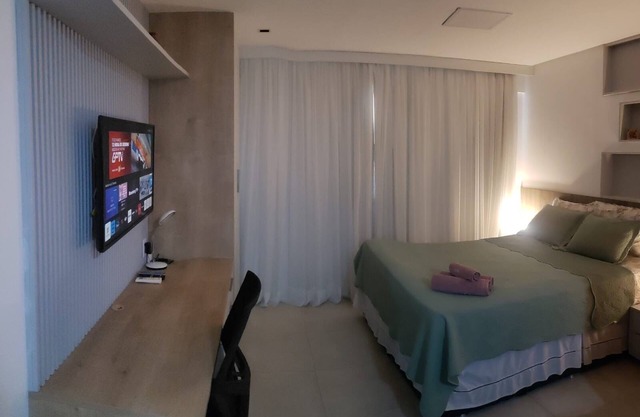 2402 Flat Boa Viagem, close to the beach, sea view.