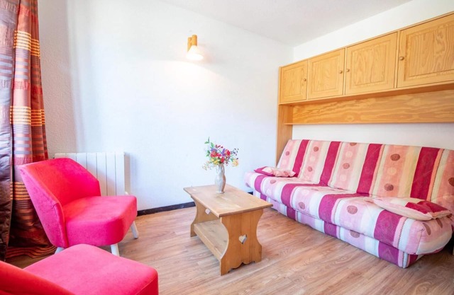 250m from ski slopes, 3rd floor, balcony, tv, ski locker, 25m², La Norma