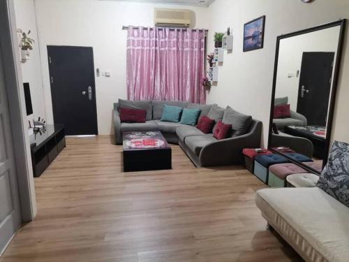 26 Home Batu Kawa