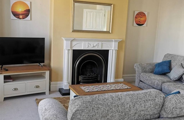 27 Princess Royal House - Apartment 2