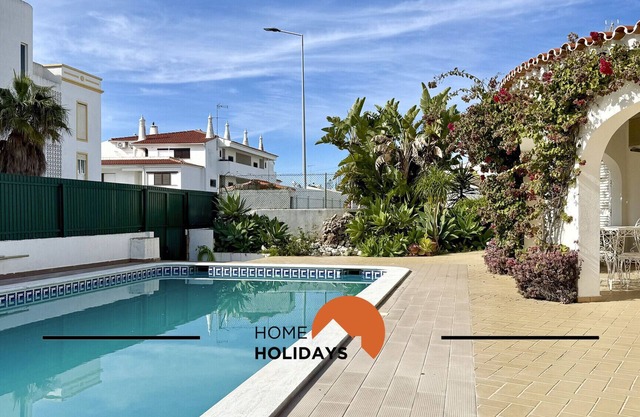 #278 Fonte dos Leões by Home Holidays