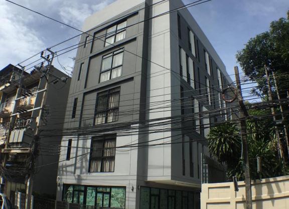 28 Place