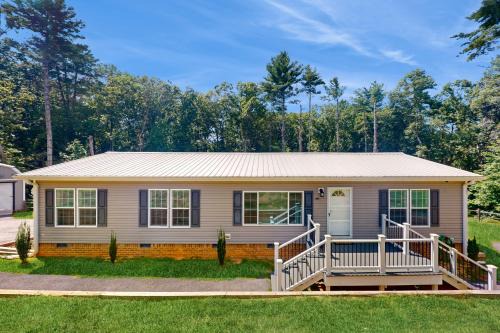 291 Midland Dr
