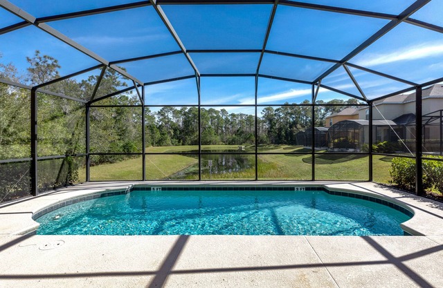 299-Fabulous 4 Bed Modern Decor Villa with Private Pool Overlooking Water View!