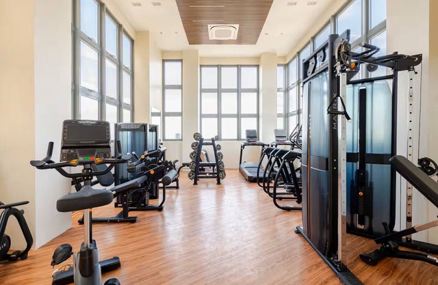 2BD Stylish & Comfy High-Rise Colombo Haven - SennRise