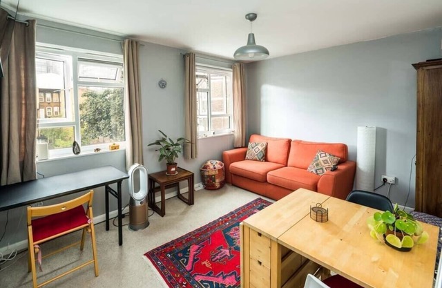 2BD Stylish Home w/t Grand Piano Central London