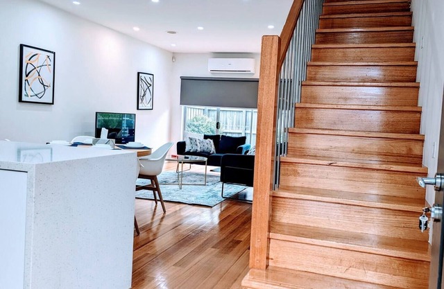 2bed 2bath close to melb airportnn