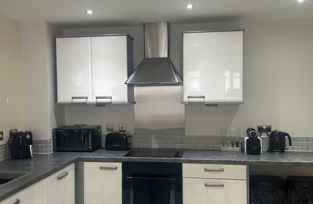 2Bedroom 2Bathroom City Centre Apartment Close To Train Station,Starbucks,Shops