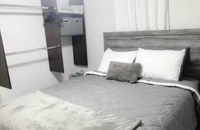 2Bedroom + Near Avera + Desk Area + Fenced in Yard