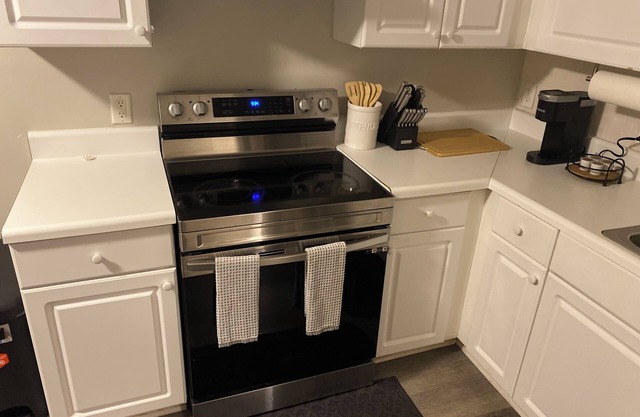 2BR/2.5ba Townhome in Walnut Creek Area