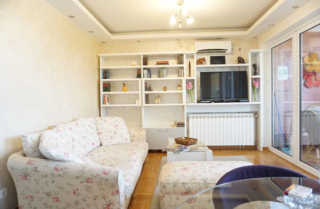 2BR Apartment Living La Dolce Vita
