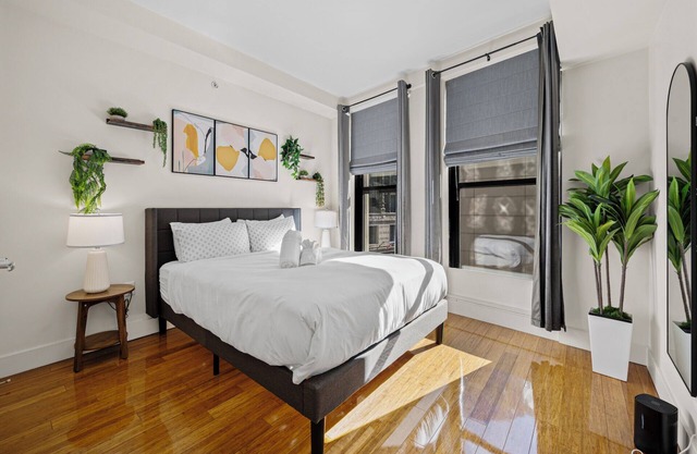 2BR Apt in Downtown Crossing 2385
