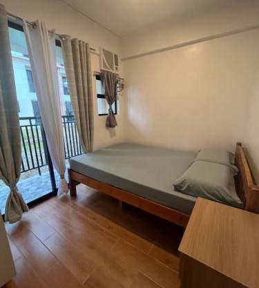 2BR Bangkal Entire Airconditioned Apartment, Sleeps 4