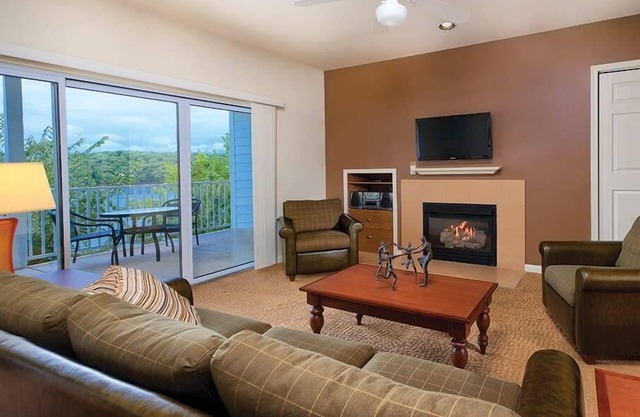 2br Condo in Ozark Area- Amusement & Water Parks!